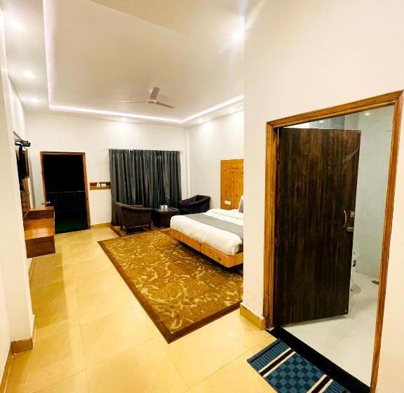 هتل On The Edge Top Rated & Awarded Propryty