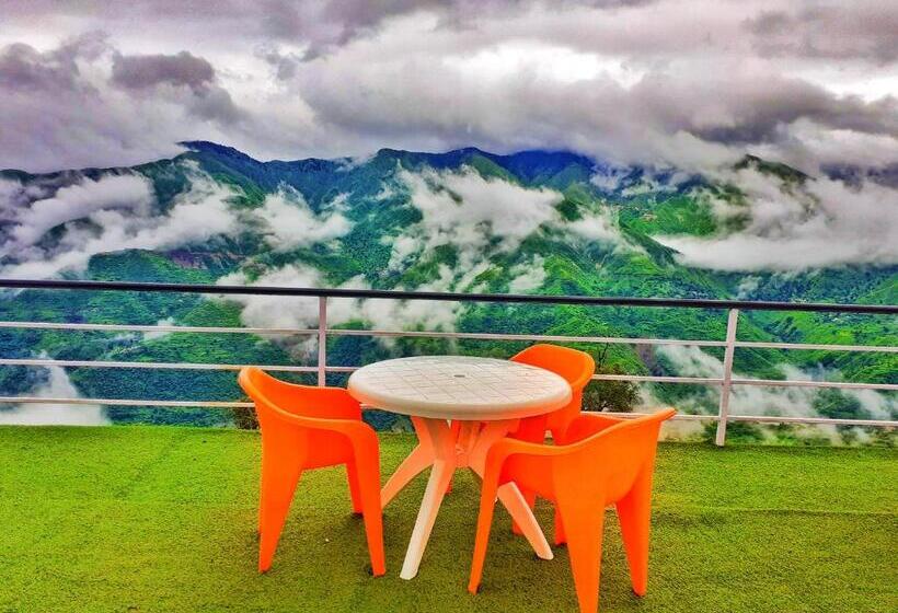 هتل On The Edge Top Rated & Awarded Propryty