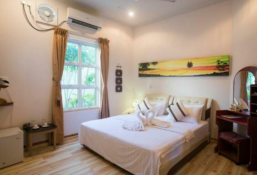 پانسیون Coral Queen Villa, Ukulhas