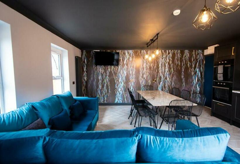 펜션 Sallow Tree House