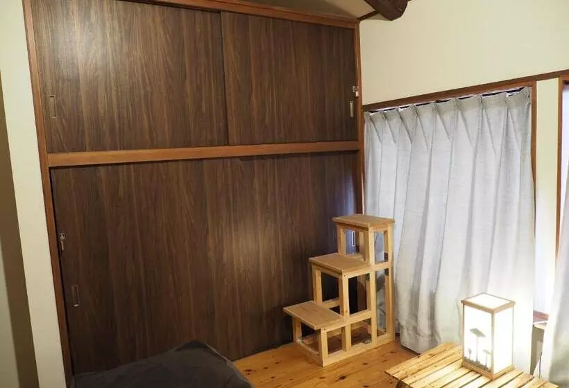 ユースホステル 片原楽家 旅人の長浜町家ドミトリー