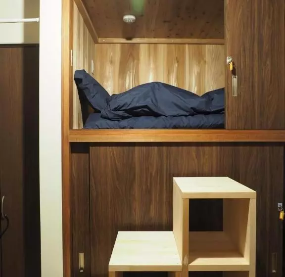 ユースホステル 片原楽家 旅人の長浜町家ドミトリー