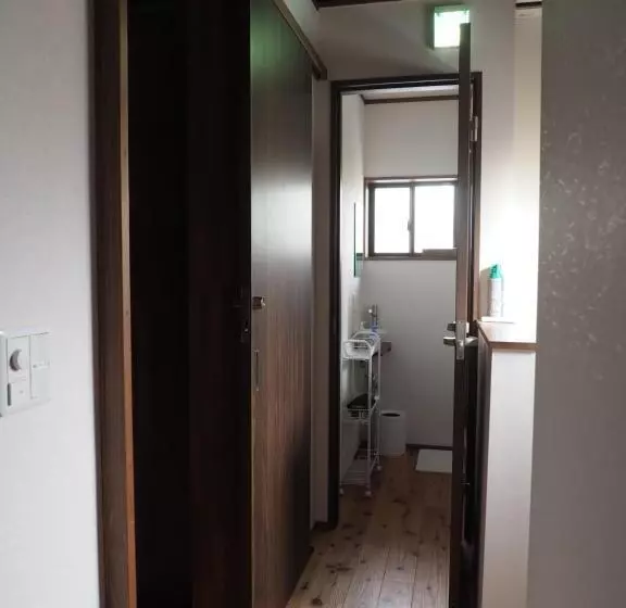 ユースホステル 片原楽家 旅人の長浜町家ドミトリー