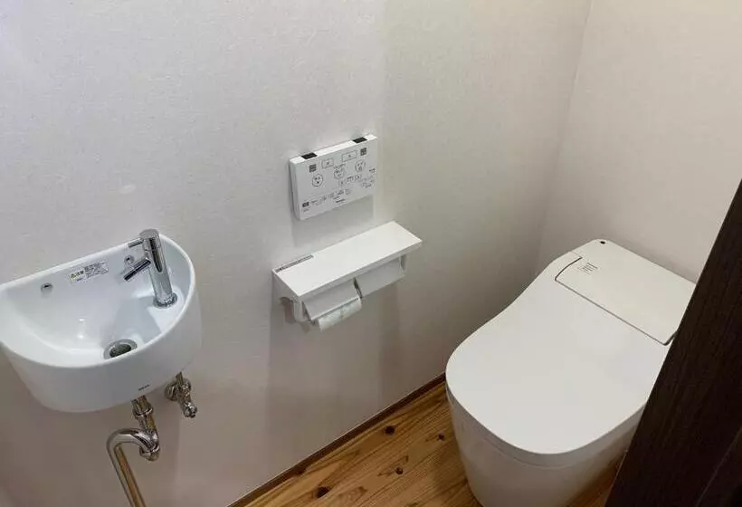 ユースホステル 片原楽家 旅人の長浜町家ドミトリー