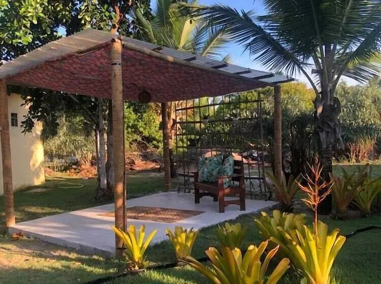 ユースホステル Pousada Vila Rosa   Caraiva