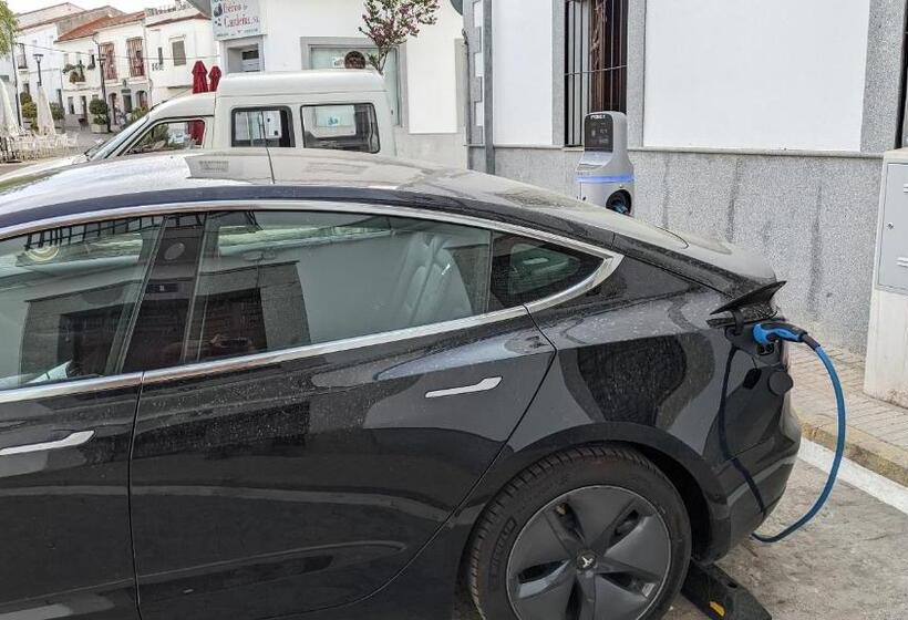 Cómodo Piso En Cardeña