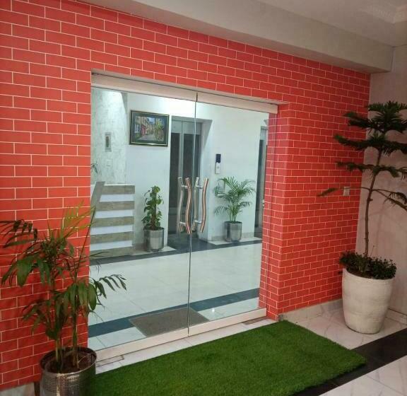 Family Hotel Davis Road Lahore