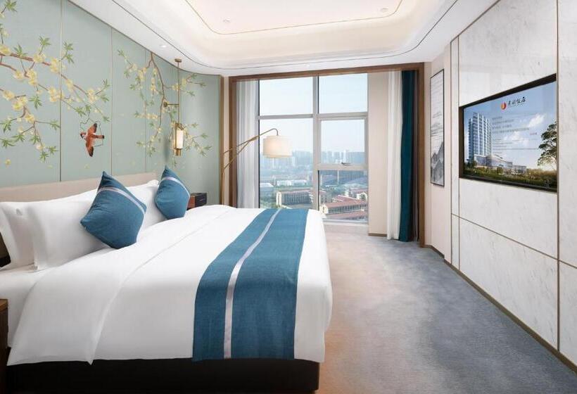 Hotel Luzhou Jianguo