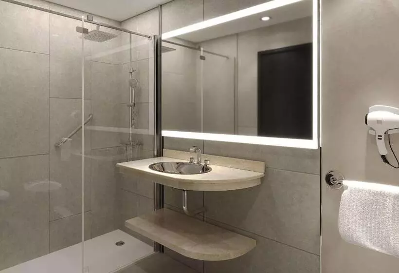 هتل Nh Santiago Del Estero