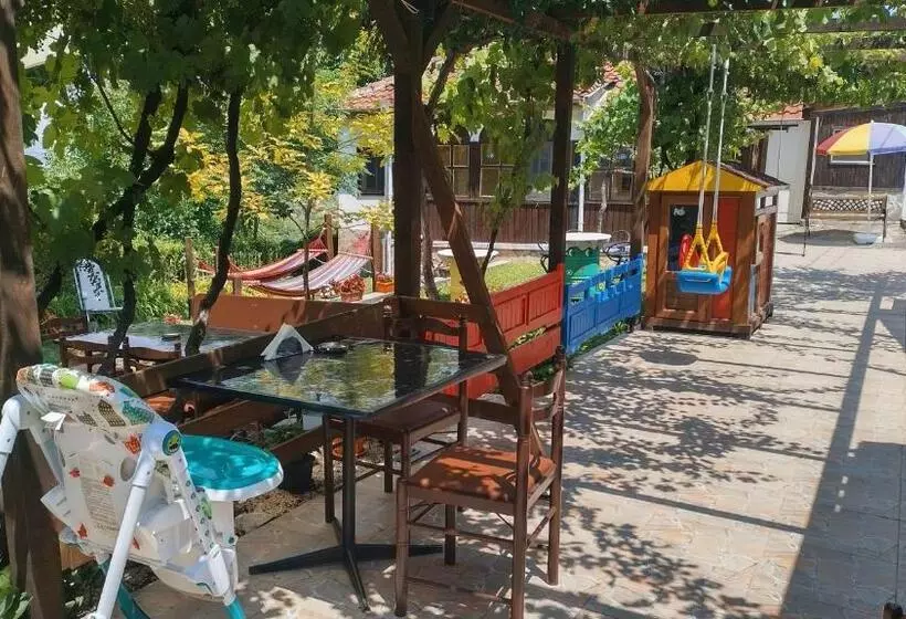 ペンション къща за гости вишнева градина