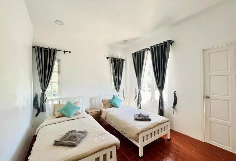 ペンション บ้านพักดีมีทรัพย์ Baan Pakdee Meesub