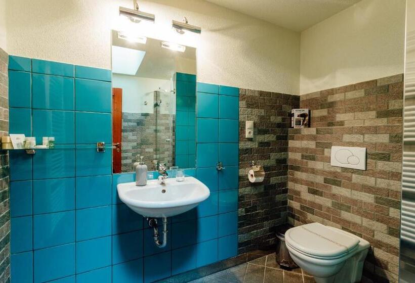 بنسيون Pivovar Buc Kvačany