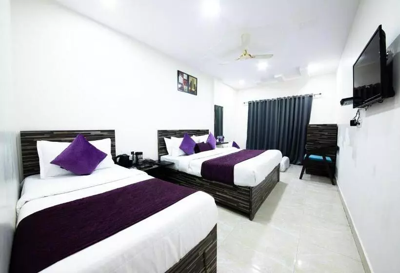 Perfect Stayz Dwarkesh   Hotel Near Haridwar Railway Station