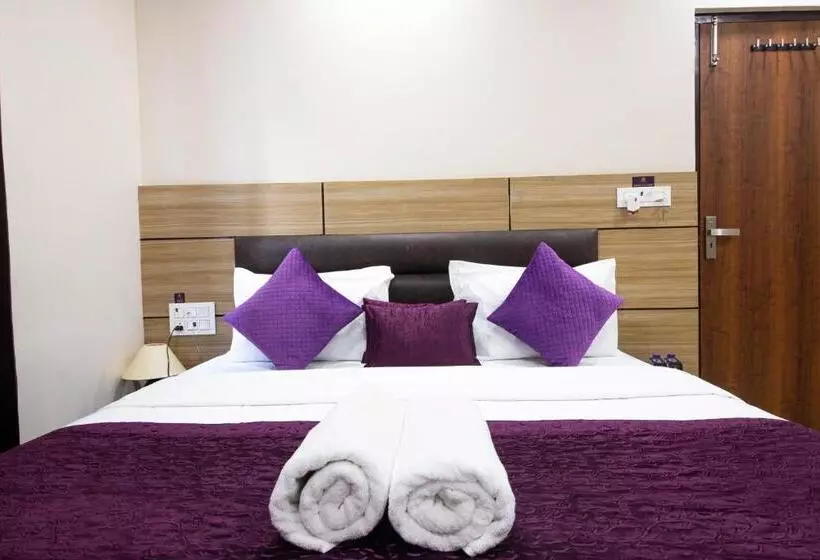 Perfect Stayz Dwarkesh   Hotel Near Haridwar Railway Station