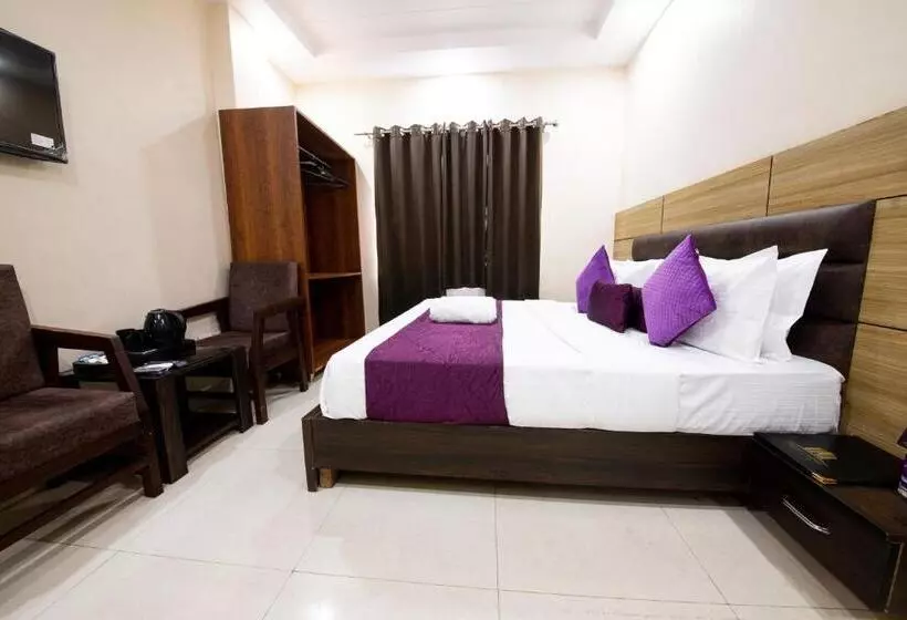 Perfect Stayz Dwarkesh   Hotel Near Haridwar Railway Station