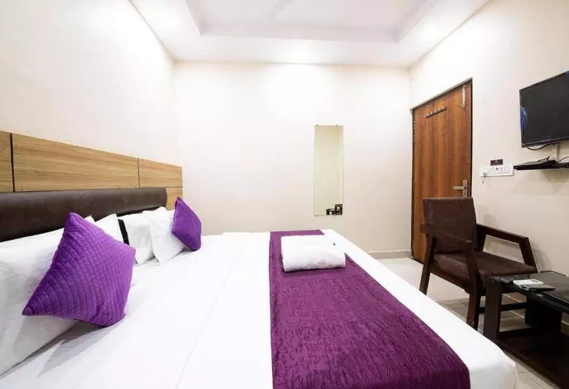 Perfect Stayz Dwarkesh   Hotel Near Haridwar Railway Station