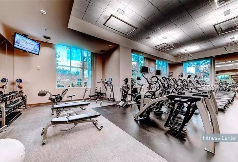 Strip & Sphere View Separate Living Room 2 Full Bath Full Kitchen Balcony 900 Sqft Mgm S
