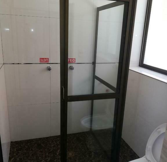 هاستل Hostal Río Ibare