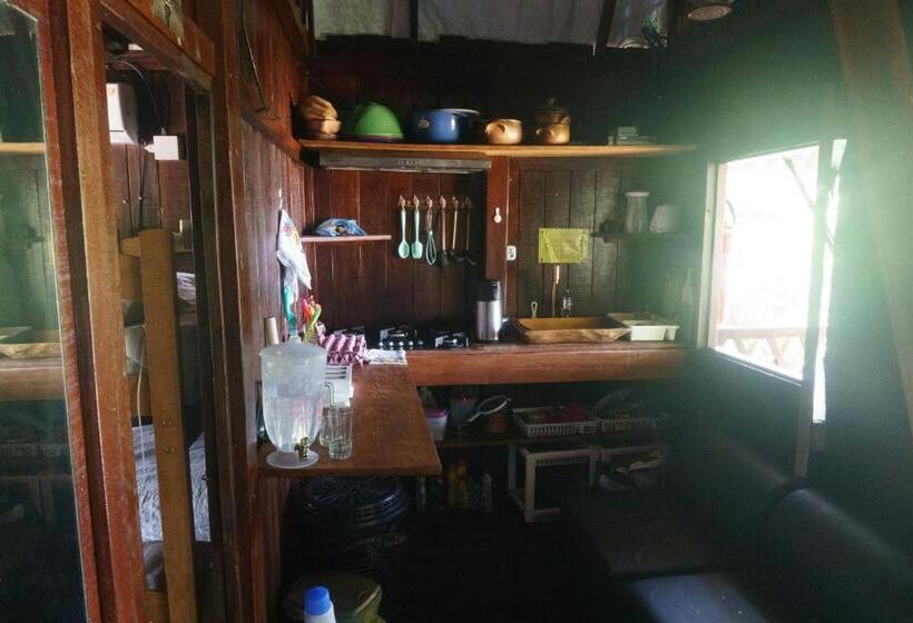 Hostel Kite Point Atins