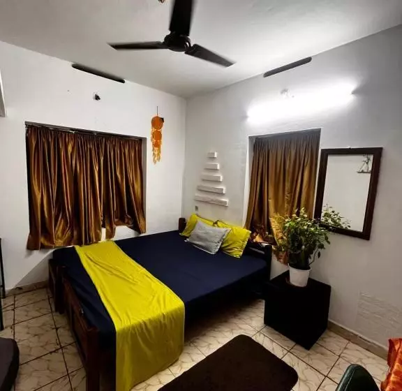 Auberge Paradise Inn