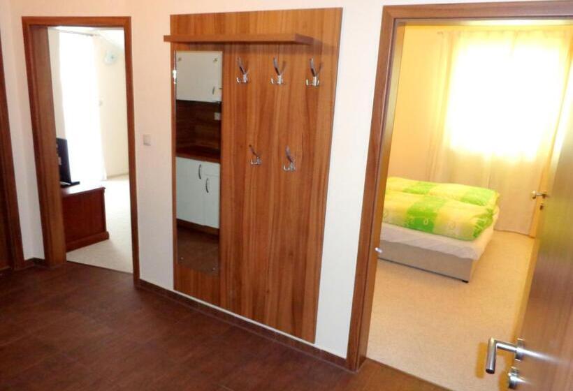 פנסיון Penzión Reduta