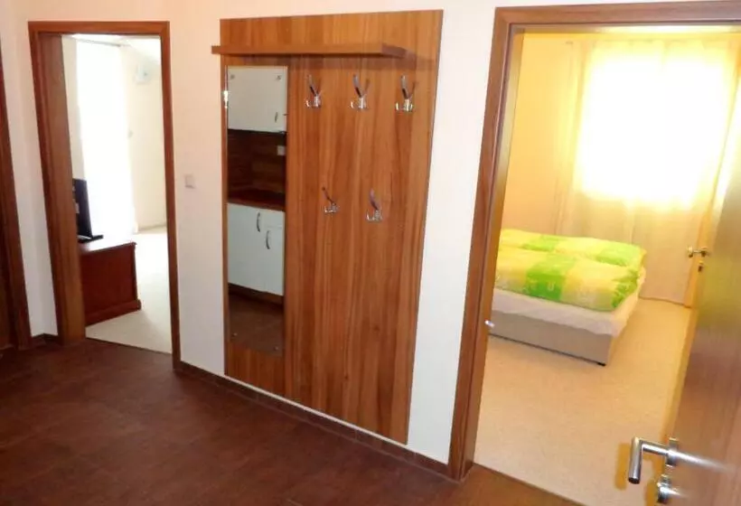 ペンション Penzión Reduta