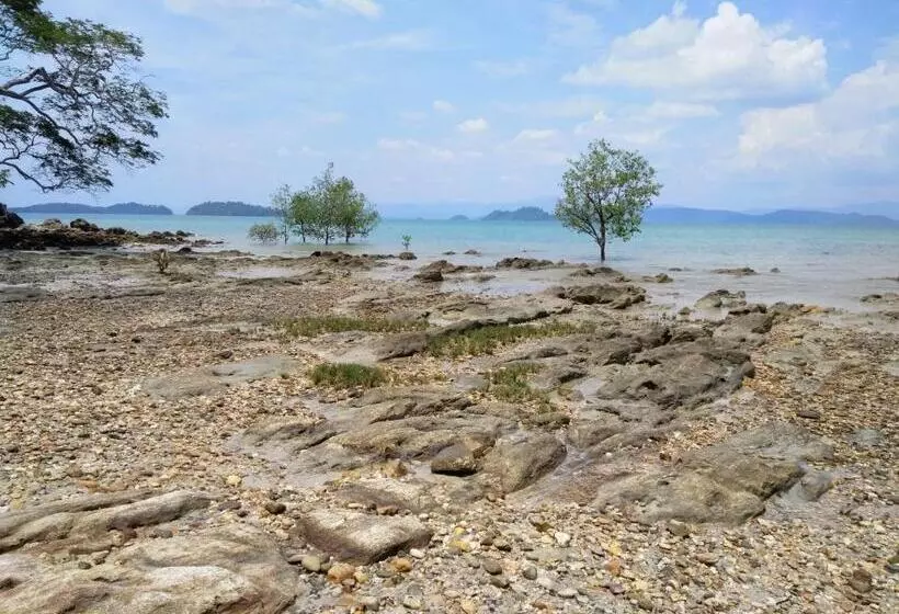 Lomakeskus Jansom Bungalow 2