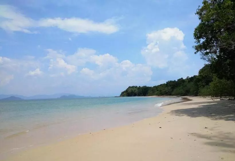 Lomakeskus Jansom Bungalow 2