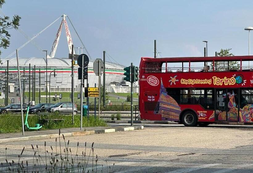 Tra Stadio E Storia Fronte Allianz Stadium Juventus