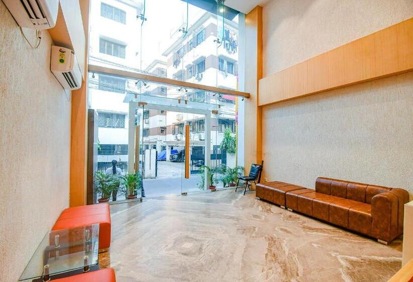 Fabhotel Kzar Select   2km From Park Street