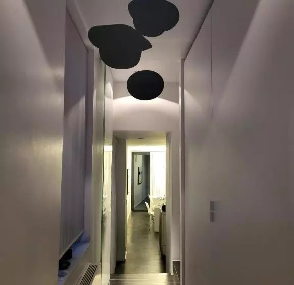 Gezellige Moderne Woning Met Zwemvijver