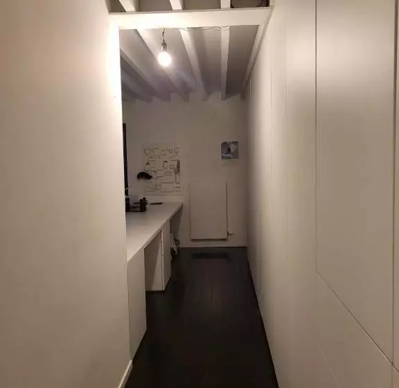 Gezellige Moderne Woning Met Zwemvijver