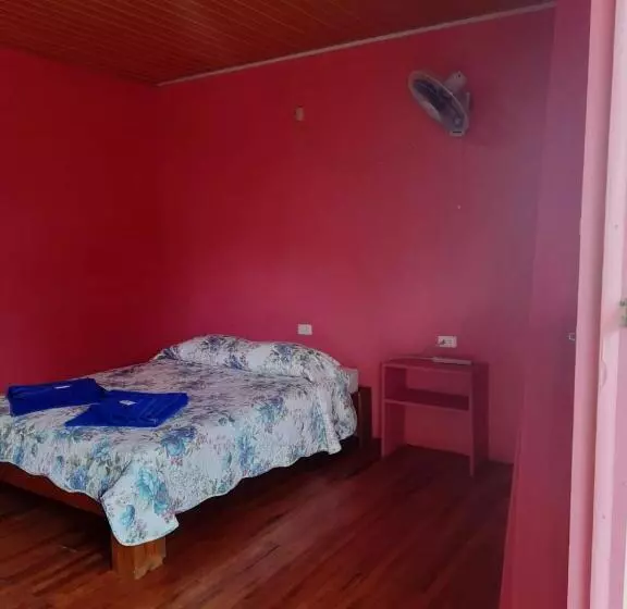 ペンション Hostal & Cabins Lidia S House, Forest And Ocean View