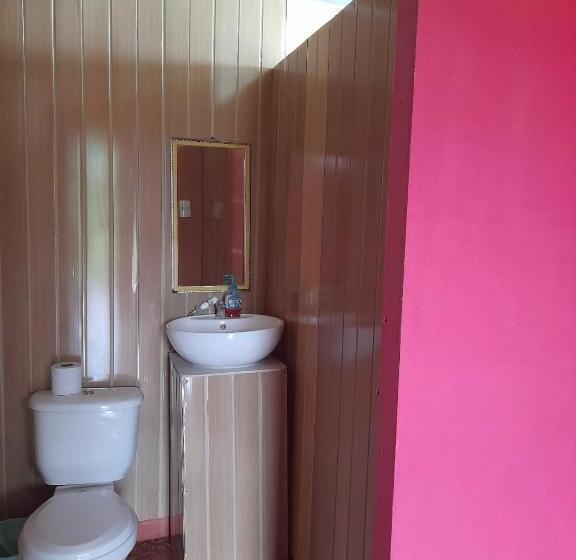 פנסיון Hostal & Cabins Lidia S House, Forest And Ocean View