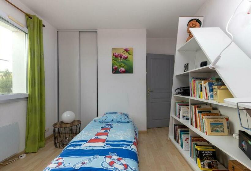 Belle Maison Basque à Bardos