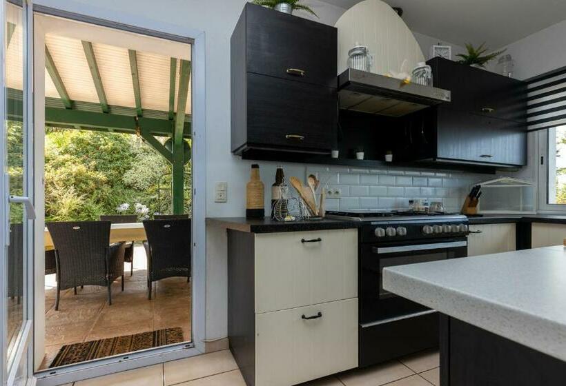 Belle Maison Basque à Bardos