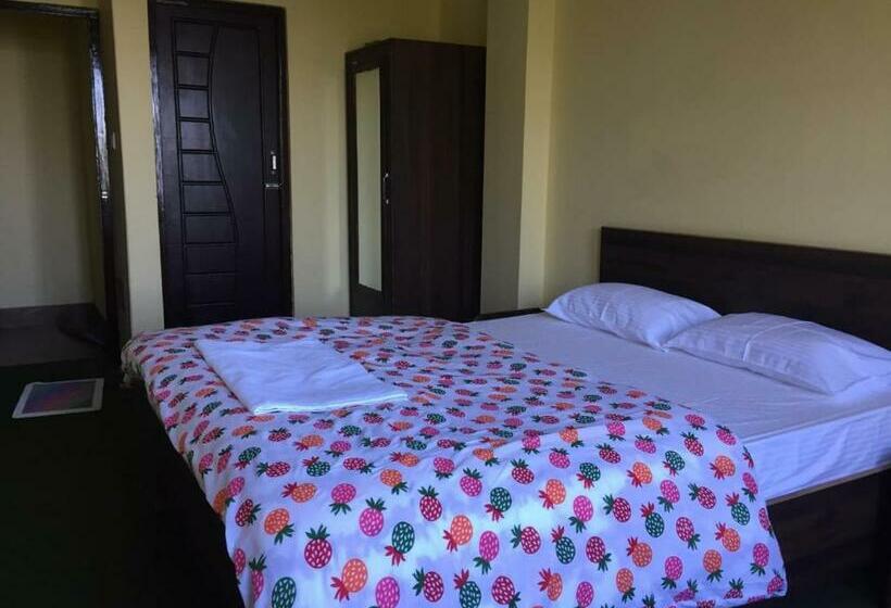 فندق Himalaya Residency Kanchenjunga View