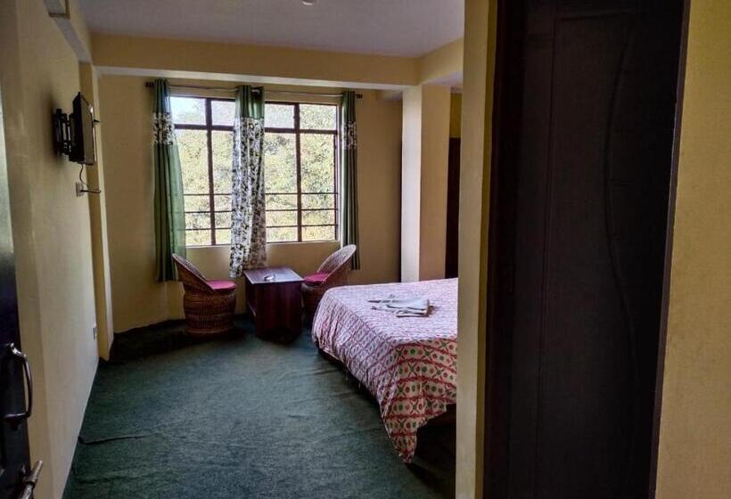فندق Himalaya Residency Kanchenjunga View
