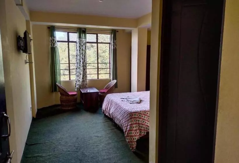 ホテル Himalaya Residency Kanchenjunga View