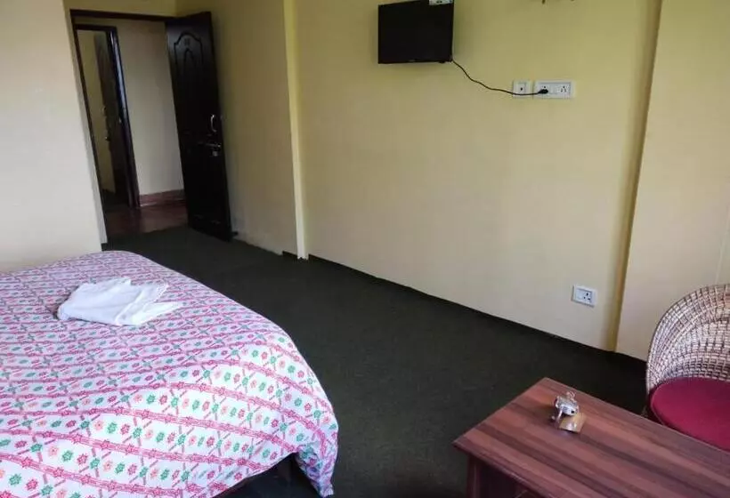 ホテル Himalaya Residency Kanchenjunga View