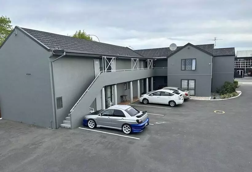 モーテル Samhil Motor Lodge