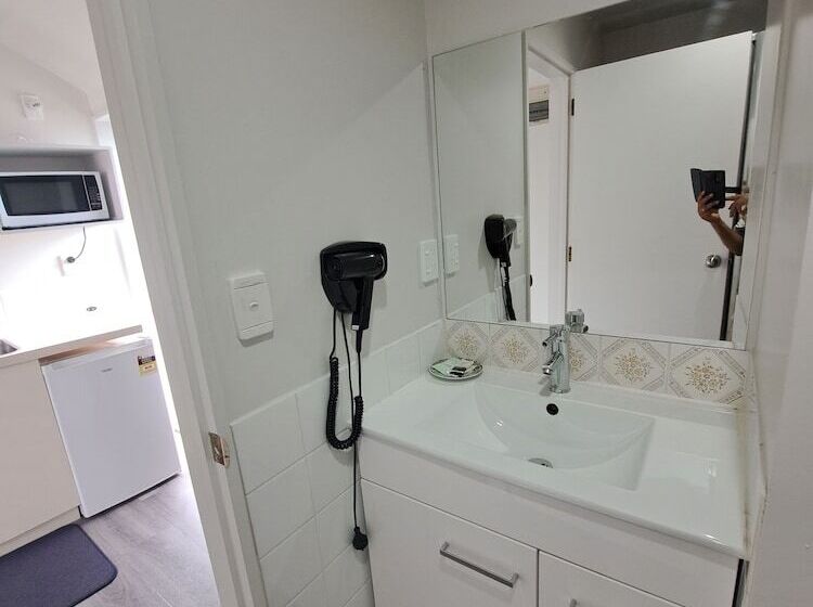 Мотель Samhil Motor Lodge