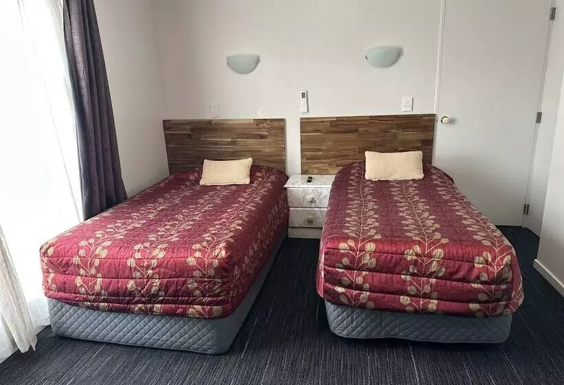 モーテル Samhil Motor Lodge