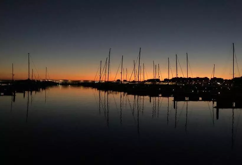 Aamiaismajoitus (B&B) Pietrabianca Santa Maria Apartments