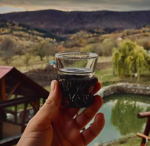 Căsuța Din Livezi