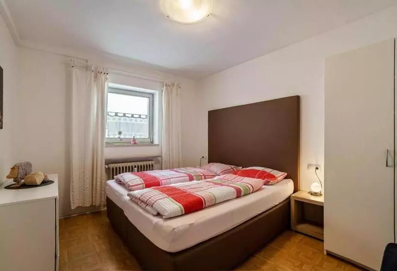 Ferienwohnung Ella