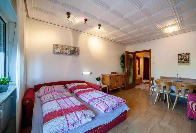 Ferienwohnung Ella