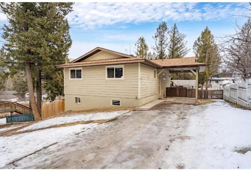 Nordic Village I Balcony & Bbq I Sleeps 17 I Tv