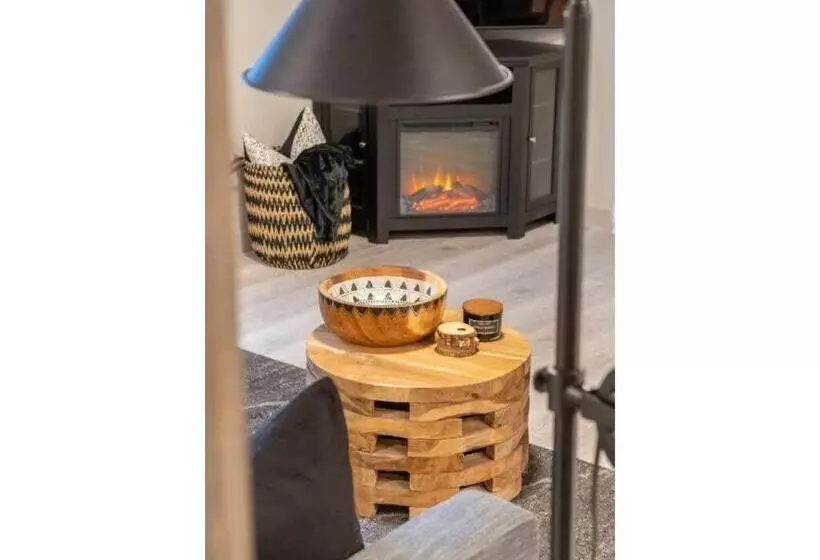 Nordic Village I Balcony & Bbq I Sleeps 17 I Tv