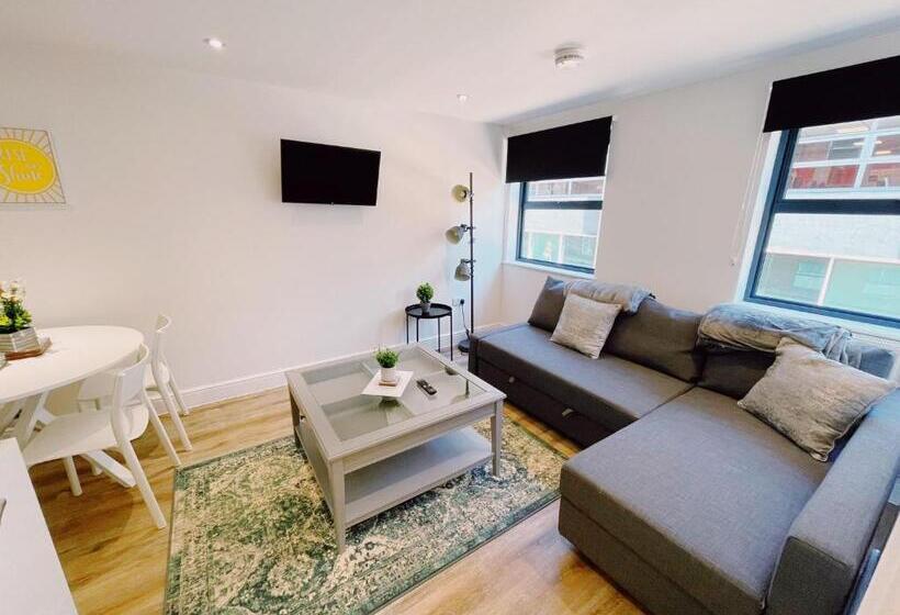 Prosper House Apartment 4